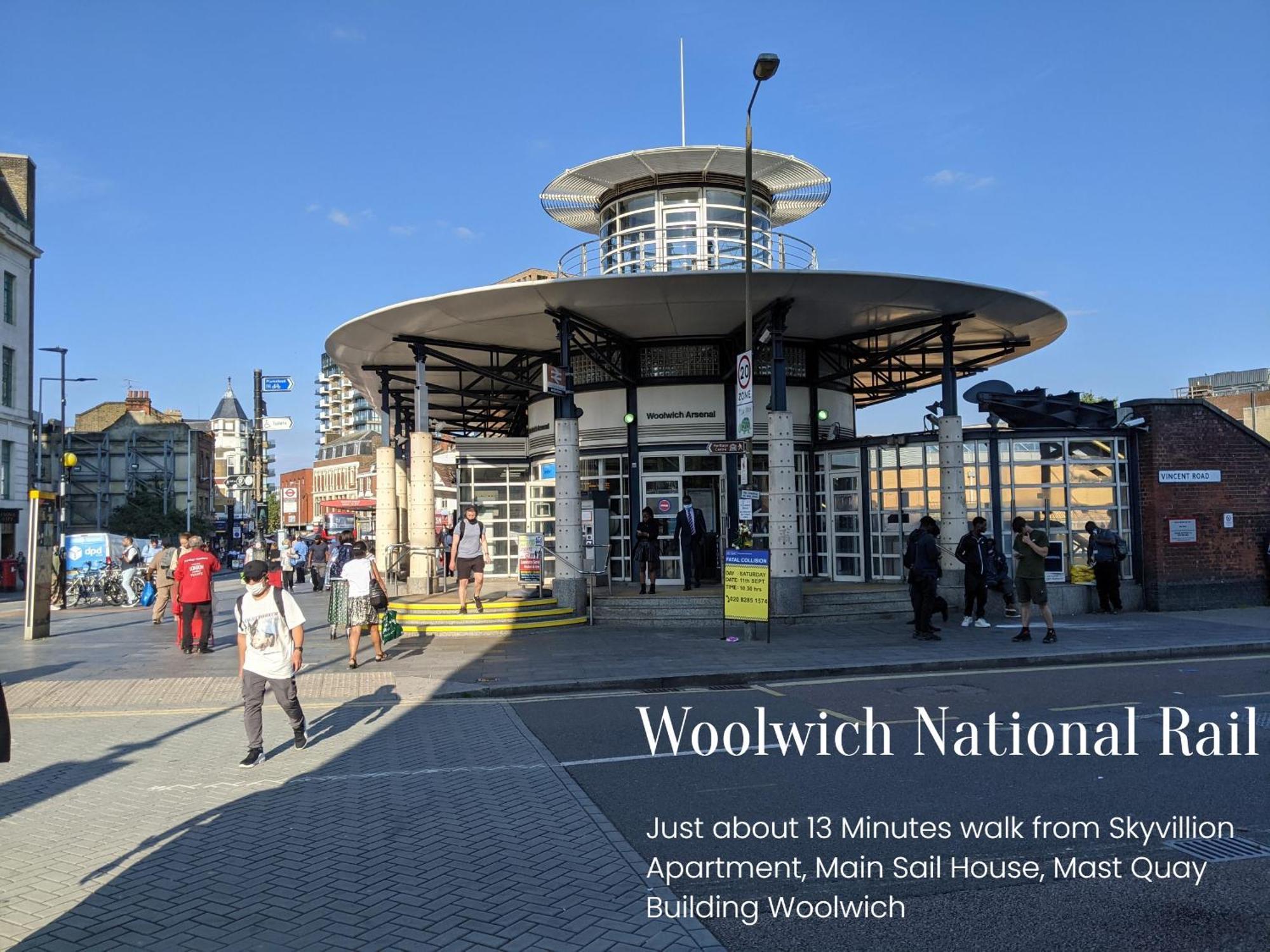 Skyvillion - London River Thames Top Floor Apartments By Woolwich Ferry, Mins To London Excel, O2 Arena , London City Airport With Parking 외부 사진