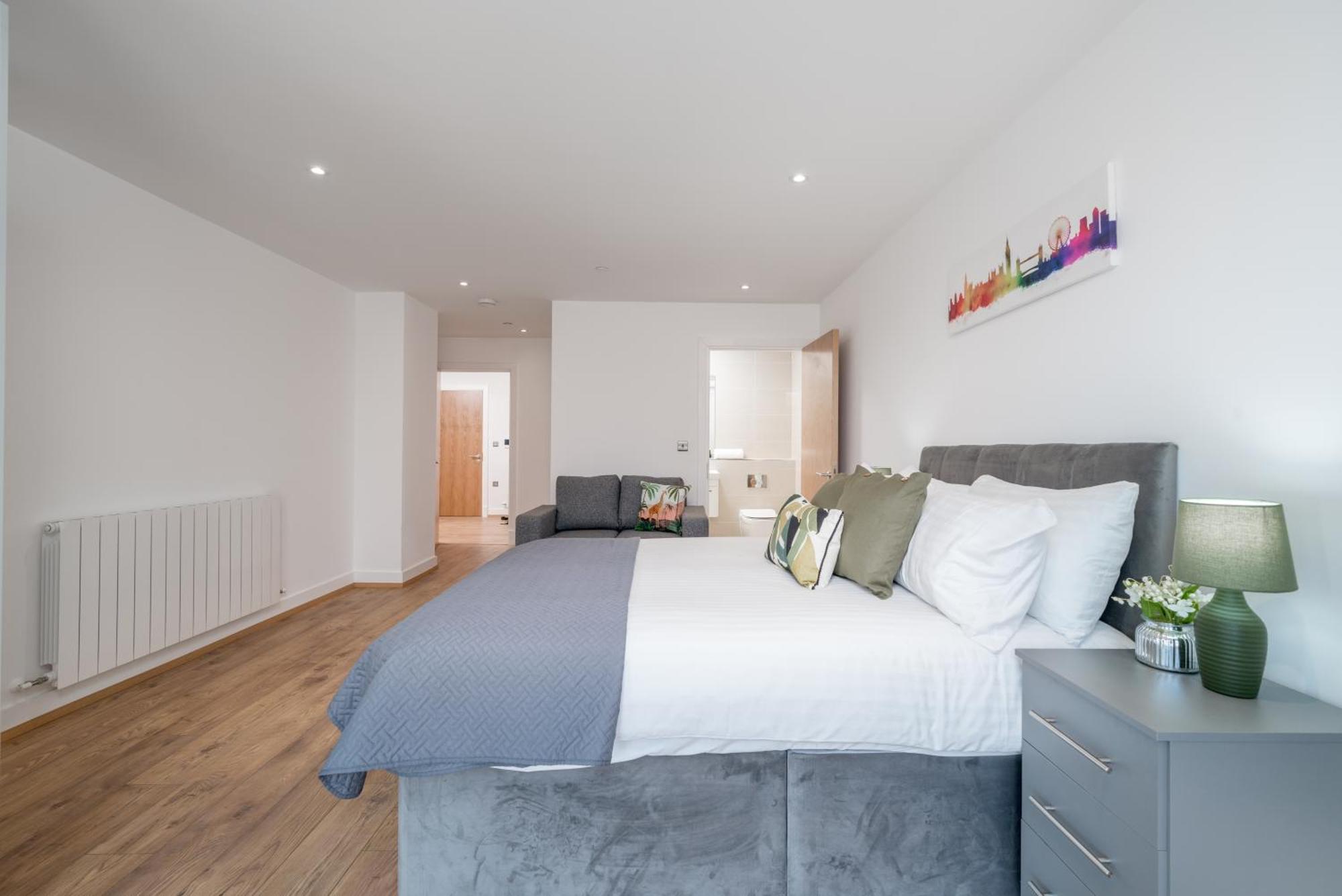 Skyvillion - London River Thames Top Floor Apartments By Woolwich Ferry, Mins To London Excel, O2 Arena , London City Airport With Parking 외부 사진