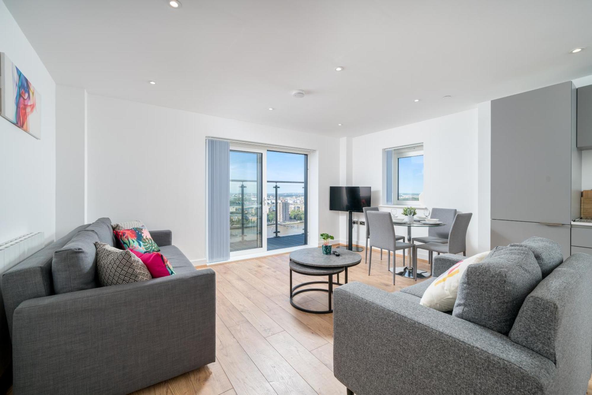 Skyvillion - London River Thames Top Floor Apartments By Woolwich Ferry, Mins To London Excel, O2 Arena , London City Airport With Parking 외부 사진