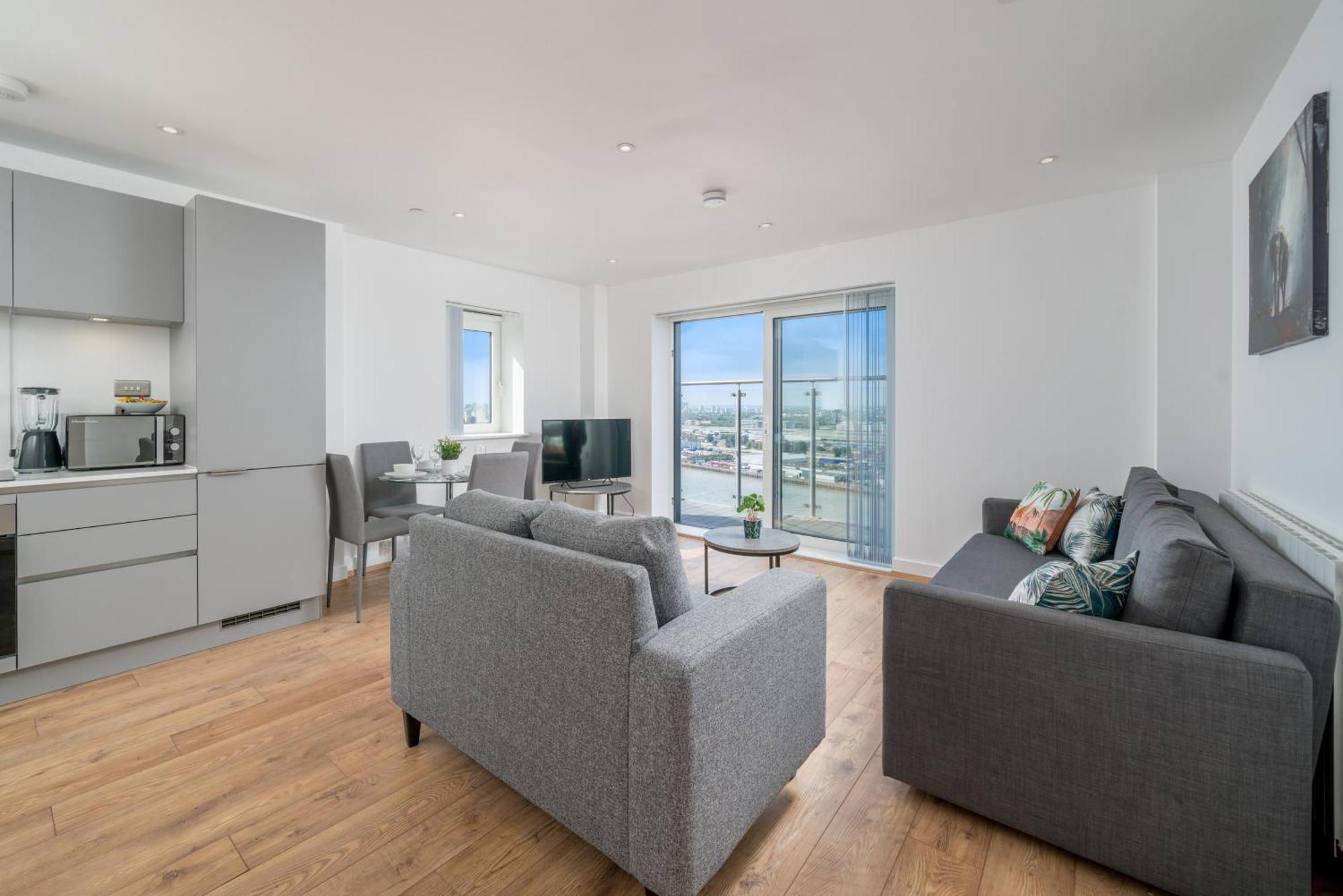 Skyvillion - London River Thames Top Floor Apartments By Woolwich Ferry, Mins To London Excel, O2 Arena , London City Airport With Parking 외부 사진
