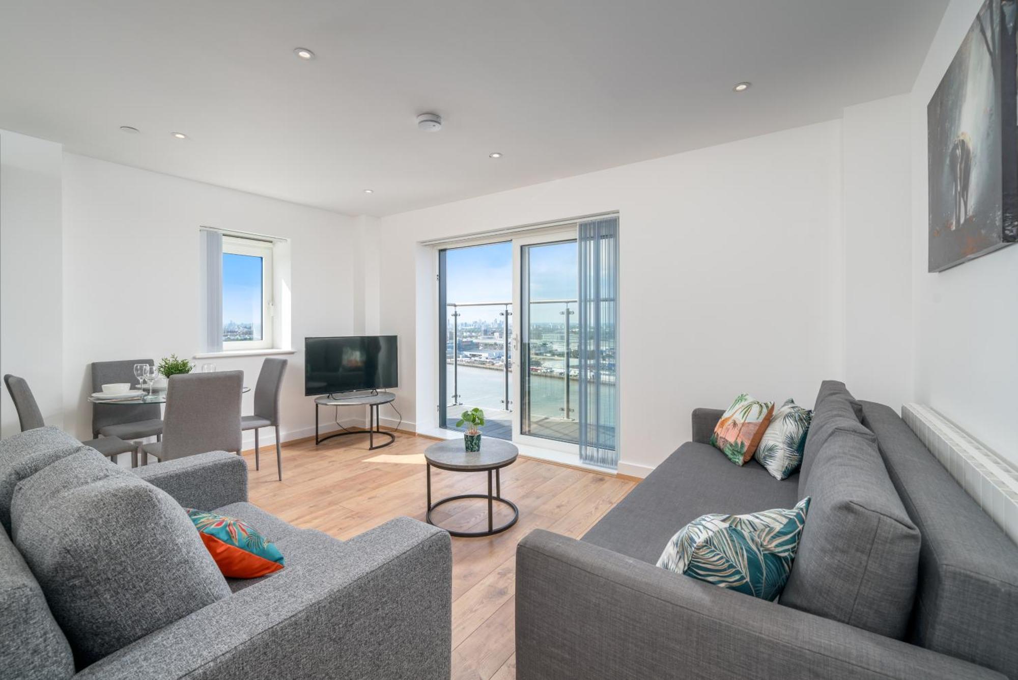 Skyvillion - London River Thames Top Floor Apartments By Woolwich Ferry, Mins To London Excel, O2 Arena , London City Airport With Parking 외부 사진